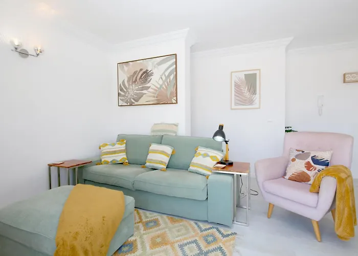 Centre Penthouse Algasol 아파트 *